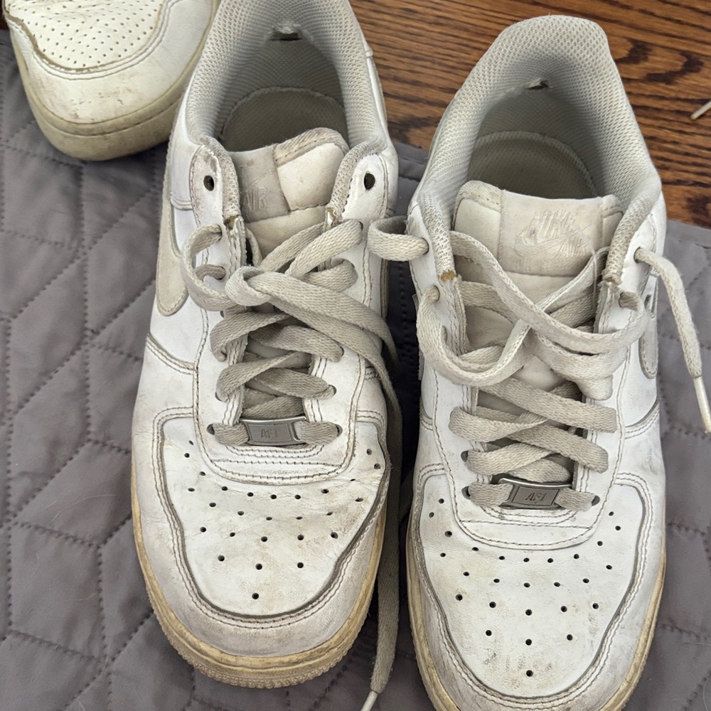 Nike White and Gray Sneakers